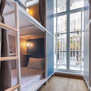 Dormitory Room Mixed